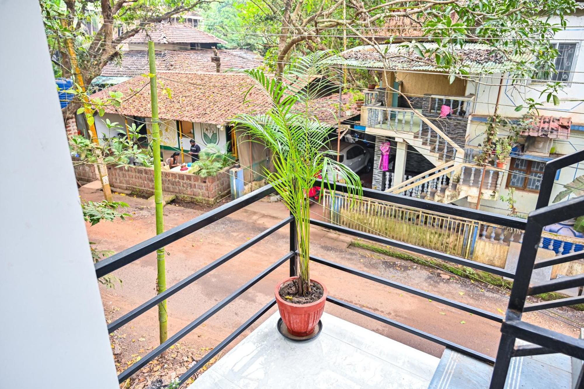 Shell House - Private Stay With Garden View In Arambol Mandrem Exterior photo